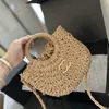 24SSSS's Femme's Luxury Designer Paille sac fourre-tout Bag Panier de plage Panier de légumes Sac à main pour femme Sac à bandoulière Sac de vacances de voyage 20 cm