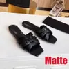 Marka Sandal Slipper Kobiety luksusowe designerskie kapcie płytkie plażowe wypoczynek w pomieszczenia pełny zestaw akcesoriów letnie damskie kapcie dla mody sandały damskie 35-42