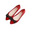 Chaussures décontractées Souces gelée femme Crystal Bow-Knot Flower Locs pointu Ot Toe Slip on Mocasins Talons plats Shallow Candy Femmes 2024
