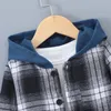 Kläderuppsättningar 2024 Spring Winter Kids Boy Set 2-stycken Bomull Casual Simple Long Sleeve Hooded Coat Checkered Children Post 3 4 5 6 7 Years
