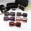 Designer solglasögon för kvinnor män klassiska märke mode UV400 Goggle med låda utomhus högkvalitativa kust S Chan Chane Channel Chael Chanl solglasögon