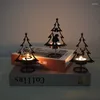 Kerzenhalter 2pcs Weihnachts -Eisenhalter Santa Claus Elch Weihnachtsbaum Candlestick Frohe Decoration Tabletop Ornamente