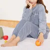 Abbigliamento da casa flanella di corallo set spessi set di peluche abbigliamento da sonno manicotto per la manica di velluto homewear solido pigiama inverno inverno donne pigiami lunghi color pajamas sottile caduta calda calda