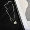 Designer halsband mode mode choker kedja sier guld pläterad rostfritt stål brev hänge halsband för kvinnor smycken x436