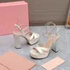 Sandalias zapatillas de verano para mujeres Crystal de seda High Plataforma Super Heels Diseñador de lujo Femenino Sexy Fiesta Boda