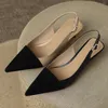 Chaussures habillées plus taille 34-42 Généraire en cuir authentique en cuir de chaton de talon à talon pointu élégant dames slim talons quotidiens sh