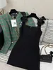 Grundläggande avslappnade klänningar Designer Brand Bow Tie Suspender Black Dress Trend 2023 Vår/sommar ärmlös Fransk midja Cinching Goddess Temperament Small Vyz5