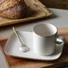 Xícaras pires de cerâmica retrô pequeno requintado copo de café conjunto estilo estilo de luxo de luxo para café
