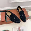 Casual skor för kvinnor storlek35-47 naturligt barn mocka par loafers låga klackar metall dekoration lägenheter designer män zapatillas mujer