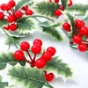 Kwiaty dekoracyjne 2M sztuczna czerwono -jagoda świąteczna girlanda holly zielone liście winorośli świąteczne drzewo wiszące rattan ozdoby domowe dekoracje roku