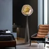 Lampadaire moderne créatif lave lampe à lampe lampadaire lampe de bureau de chambre à coucher salon étude de salon pour la maison décoration atmosphère