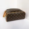 King size toalettartikar väska män extra stora tvättväskor lyxiga designers utgör kosmetisk toalettpåse kvinnor skönhet makeup fodral pochette accessoires dubbla zippy satser