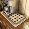 Mattor diatomitmatta kök dräneringsdyna snabb torr matta dränering av absorberande kaffemattor för handfat mattor bordsartiklar placemat