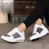 Fitness Shoes Sneakers Bling Femmes Wedge Girl Sport pour les dames Femme Chunky Crystal Tenis Luxury