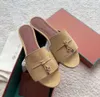 Ny designer toffel sandal loro vintage mule sommar casual skor mocka pianas läder sexiga kvinnor platt glider loafer solig charm utomhus strand mode skor h365