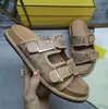 Luxurys Designers Sandals Men Men Casual Slippersファッションクラシッククラシックフローラルブロケードスライドフラットホットセルビーチサンダルシューズ