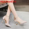 Dress Shoes 2024 Zomer Puntige Toe Stiletto Sexy Hoge Heel Buckle Strap Hollow Satin Suede Red Wedding Banquet Pumps Pearl