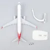 Metall Aircraft Model 20cm 1 400 Shanghai Airlines B737 Metal Replica Alloy Material med landningsutrustning Hjul DREDMENT TOY Gift 240328