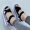 Sandaler kvinna designer plattform skor för kvinnor sommar kilar sandal mode fisk mun rom svarta damer