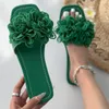 Pantoufles en dentelle Flower Summer pour femmes glissements plats extérieurs 2024 Sandales de design coréennes Green rouge taille 43