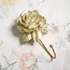 2024 Home Decorative Wall Rack Hook Up Crochet serviette Crochet Fleur Fleur en forme d'or Résine Silt Rack Mur Mur