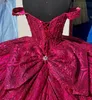 Fantastisk fuchsia prinsessa quinceanera klänningar glittrande prom bollklänning från axel glitter paljetter diamant vestido de quinceanera bow 15 maskerad klänning