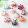 Fleurs décoratives 10pcs Silk Artificiel Round Heart Rose Head for Wedding Outdoor Garden Arch Accessoires Couronne de Noël Couronne de Noël Vase