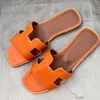 Slippers Sandaalontwerper Sliders slippers platte sandalen voor strandcomfort kalfsleer leer natuurlijke suede geitenhuid in bruine zwarte damesheren