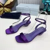 Sandaler 2024 Summer Fashion Square Toe Women Sexy High Heels CONCISE BUCKLE RAP GENTURE LEATHER CHAUSURE FEMME