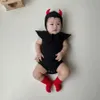 Baby Boys Girls Halloween Cosplay Rouge Black Rompers NOUVELLES Vêtements avec des vêtements de robe de nouveau-nés Body pour enfants pour les bébés F2WC #