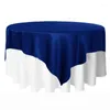 Tableau de table 2024 33 Couleur carrée nappe de superposition en satin Tissu de tissus solides couvrent la fête de mariage El Banquet Decor