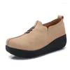 Fitness schoenen plus maat 35-43 vrouwen plat platform munten loafers suede lederen slip op dames veerplaten klimplanten snaker sneaker