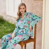 TXII Look Fashion Fashion confortable Ice Silk Pajamas Womens haut de gamme Sense IN Sente à repex printemps et à manches longues Suit à la maison 240325