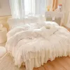 Set di biancheria da letto bianco Pure Princess Set di fiori fatti a mano Rosa ricamo a pizzo copertura delumicupolo coperta per letti a letti a letto cuscinetti