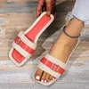 Sandals Fashion Mode d'été pour femmes Boucle décorative Designer Slippers