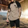 Testes masculinos 2024 Classic Stripe T-shirt Sports Casual Top Moda Summer Summer Sleeve Street Conjunto