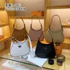 LOJAS Designer de exportação Bags de crossbody saco feminino CLEO Undermail 2024 Novo Método Medieval Stick Netizen Mesmo