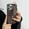 Retro Desigenr Mens IPhone Cases 15plus 15promax 13 14promax XS Max 12pro Wrist Strap IPhone Cases Fashion Mobile Phone Cover For Men