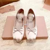 Luxe Paris Ballet Fashion Designer Professionele dansschoenen Satijnen BallerinaS-platform Bowknot ondiepe zijde Ronde-teen Mond Mond enkele schoen Sandalen voor vrouwen