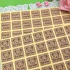 Partydekoration 100pcs/Lot 2,5 cm Fashion Kraft Square Sticker Etiketten Kleber Aufkleber DIY für Box/Geschenk/Umschlag