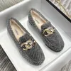 Sıradan Ayakkabı Kış Kırık Yün Kadın Peluş Kürk Flats Pamuk Loafers Bayanlar Marka Kristal Zinciri Moccasin Femme Kuzu Sneaker