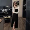 Lässige Kleider Französisch Retro schwarz weiße Patchwork Strickkleid Frauen elegant 2024 Frühlingsbüro Dame Slim mittelgroße Bodenkorea