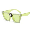 Lunettes de soleil Femmes Rhinestone Cat Eye Men Men de lunettes rétro Vintage UV400 2024