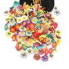 Fleurs décoratives 50 pcs / sac 4cm mélange en soie tournesol floraison artificielle à la maison décoration accessoires de scrapbooking accessoires couronne de bricolage faux