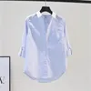 Kvinnors blusar Pure Cotton Shirt Vertikal rand Top Loose Casual Woman Blous Fashion Pocket Lång ärmknapp Cardigan J100