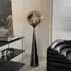 Lampadaire moderne créatif lave lampe à lampe lampadaire lampe de bureau de chambre à coucher salon étude de salon pour la maison décoration atmosphère