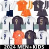 2024 Angleterre Jerseys de football Saka Rashford Kane Foden Sterling 23 24 Grealish Mount Bellingham Tripptier Gallagher Stones Walker Men Kids Kit Set Football Shirt