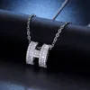 H Colar de colar Micro conjunto feminino Acessórios de letra estilo de zircão Versátil Corrente de colarinho personalizado