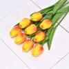 Fleurs décoratives 6 pièces / ensemble Tulipes artificiels pour la décoration de mariage à la maison cadeaux de vacances tirant des accessoires réalistes Couleurs naturelles