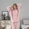 Vêtements à domicile kupokasi 2 pcs pyjamas féminin en flanelle de flanelle vêtements de nuit à manches longues hivernales de nuit chaude couple